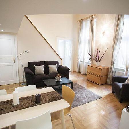 Agora Apartment Budapest Exterior foto