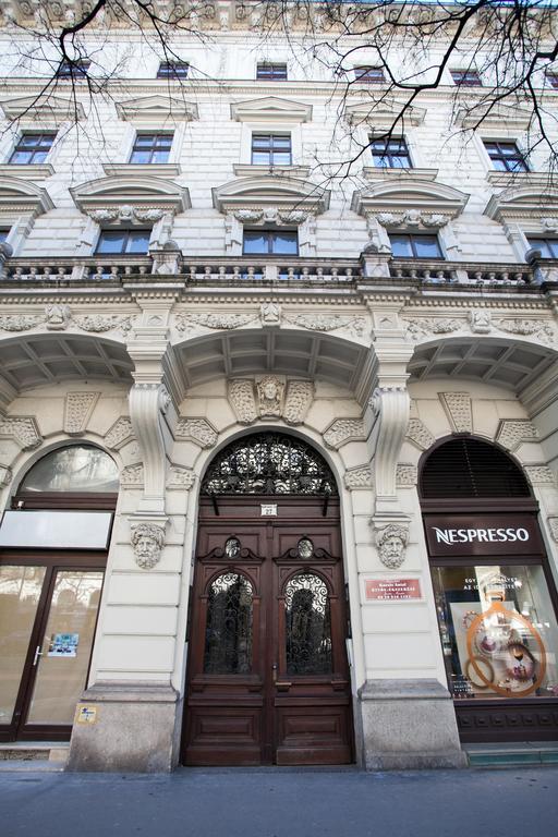 Agora Apartment Budapest Exterior foto