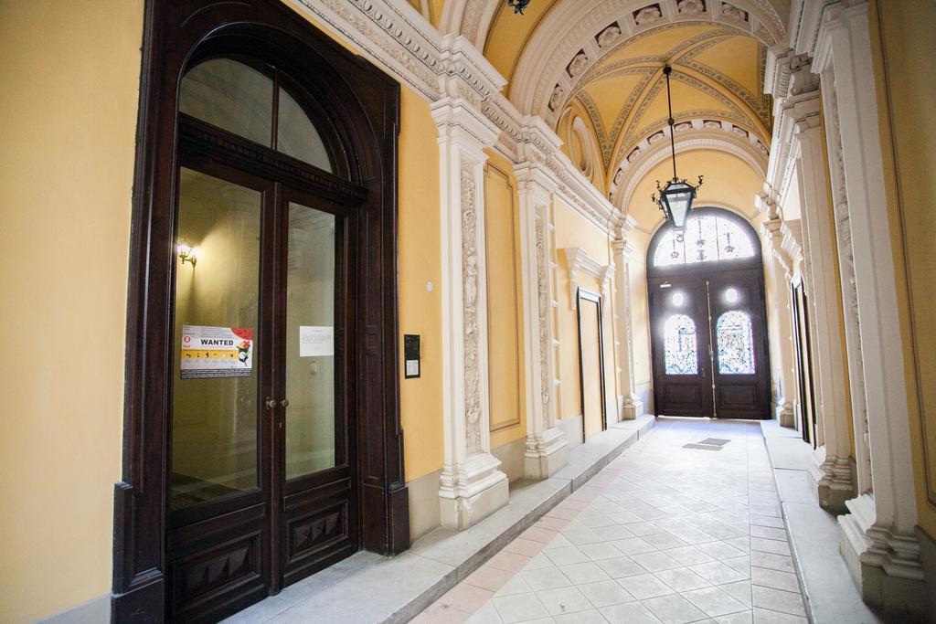 Agora Apartment Budapest Exterior foto