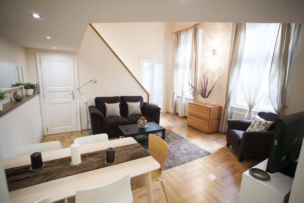 Agora Apartment Budapest Exterior foto